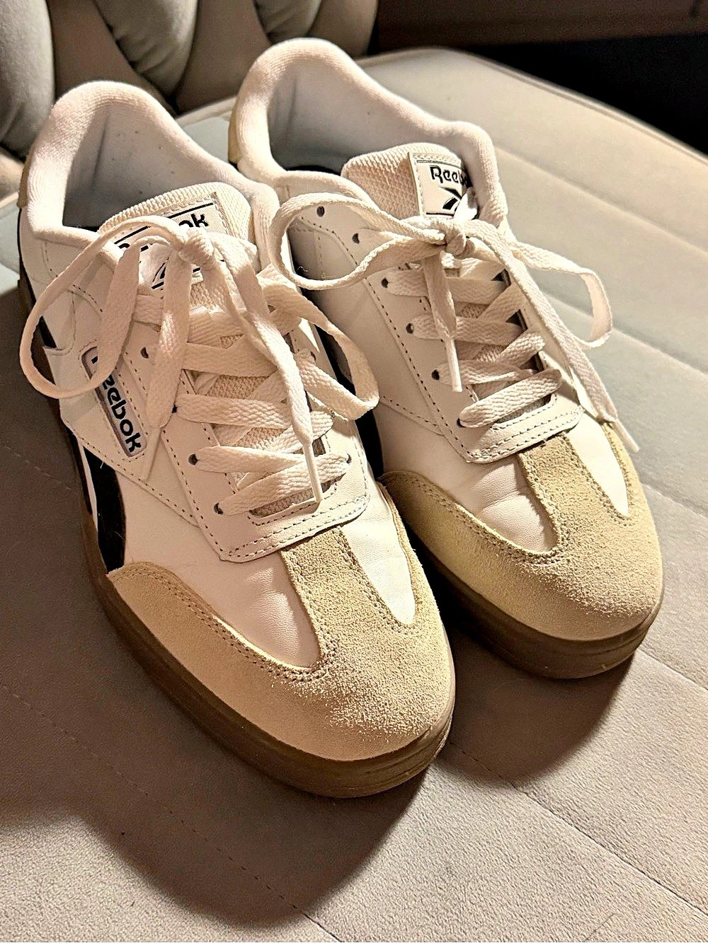 Reebok Galaxy 7 Women's White & Brown US 8 Like New